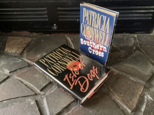 Isle Of Dogs by Patricia D. Cornwell 2001 First Edition 1st Print - Plus Extra