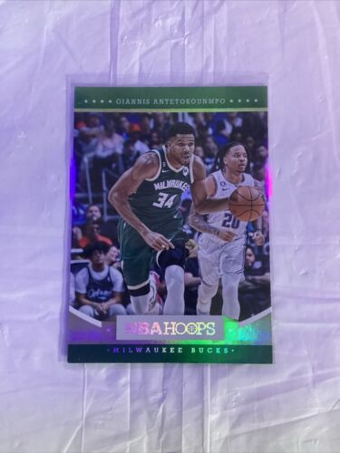 Mint GIANNIS ANTETOKOUNMPO 2023-24 HOOPS THROWBACK #7 INSERT MILWAUKEE BUCKS SSP